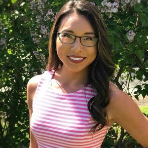 Meet your Posher, Emily